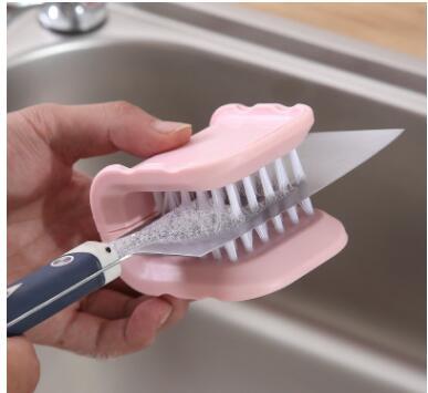 U-Shaped Cutlery Cleaner Brush